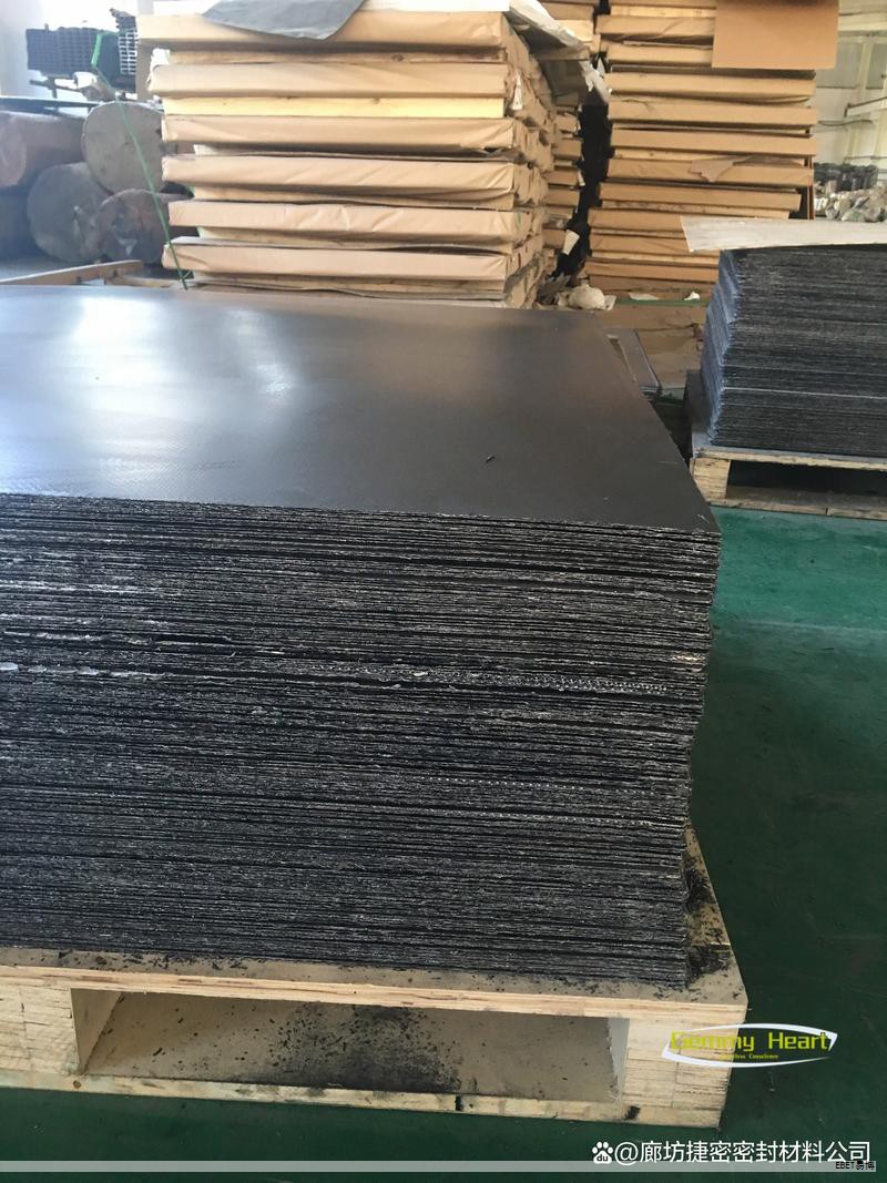 全面梳理各类板材的特性与优势，帮助你更好地理解其适用场景与选购要点。