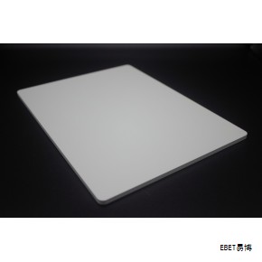 摘要：钛铝复合板以其轻质高强、耐磨耐蚀等综合性能，在金属基复合材料领域具有重要发展潜力，并在航空航天及石油化工等行业显示出广泛应用前景。本文梳理了钛铝复合板的研究现状，回顾了传统制备工艺的要点，系统分析了界面处金属间化合物的种类与形成机理，综述了其力学性能及影响因素，并展望未来在绿色高效制备路径指引下的发展方向与研究趋势。