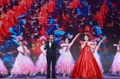 如天籁浸润心田；男声独唱《双月湖》深情勾勒