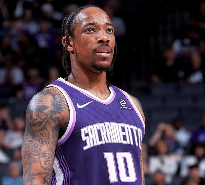 德罗赞41分+11助攻创生涯新高 科迪威廉姆斯34分助