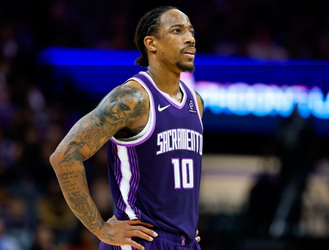 德罗赞41分+11助攻创生涯新高 科迪威廉姆斯34分助