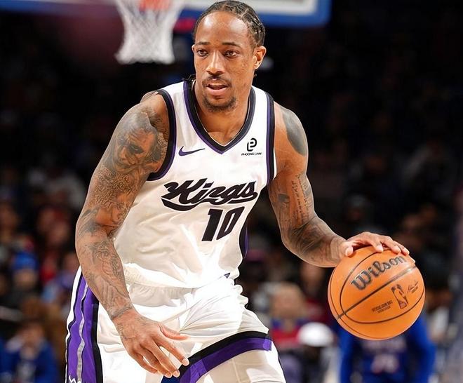 德罗赞41分+11助攻创生涯新高 科迪威廉姆斯34分助