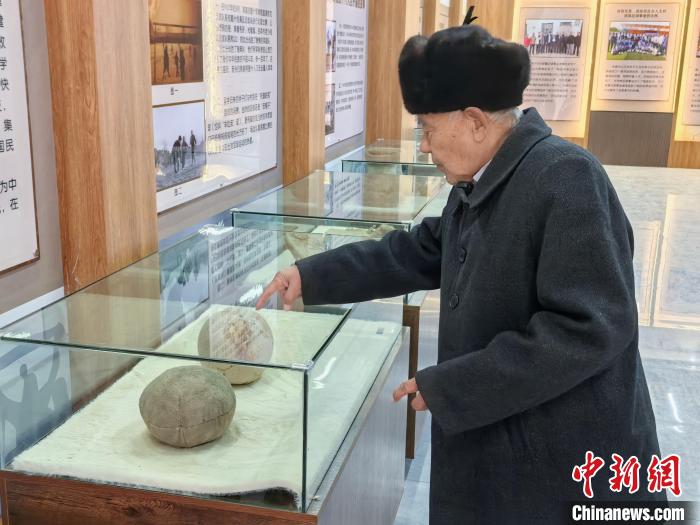 新疆百年足球村举办民间赛事带动文旅消费