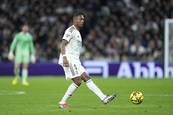 33岁阿拉巴或自由身离队 皇马不再需要这位老将