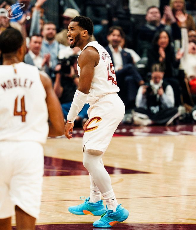 米切尔神级挑战逆转战局 骑士四连胜锁定季后赛