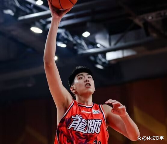 辽宁男篮陷入困境：张镇麟离队徐昕崛起，朱芳
